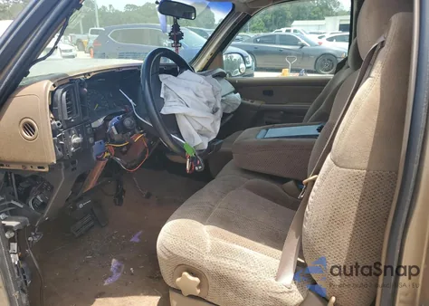 1999 Chevrolet Silverado C1500 из США, поврежденный, VIN 2GCEC19T3X1123130